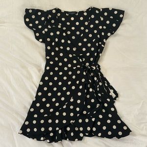 Audrey 3+1 Black and white polka dot dress  SIZE: Small
